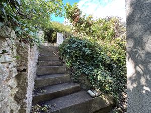 Photo 24- click for photo gallery